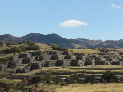 CUZ-SACSAYHUAMAN01